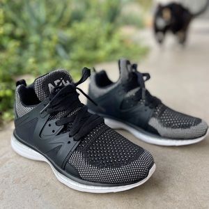 APL TechLoom Ascend Sneakers in Black and Reflective Silver, Size US 6